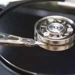 Ổ cứng HDD hoạt động như thế nào?