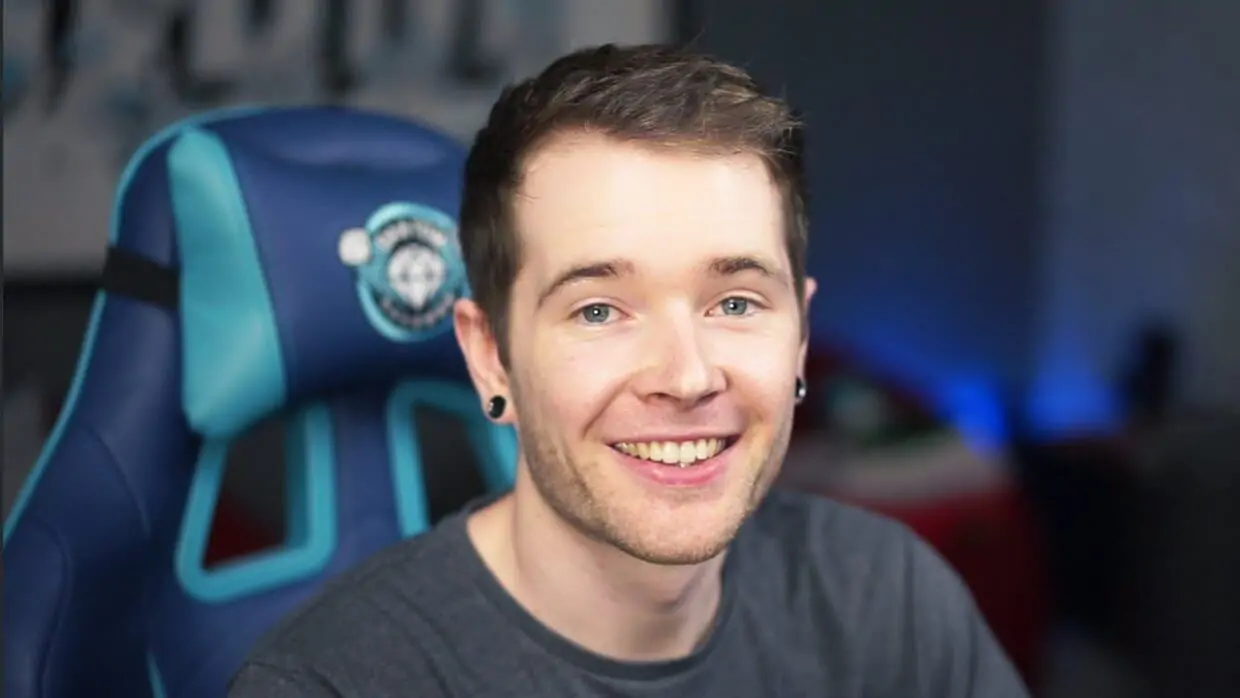 dantdm-1-1240x698-1 DanTDM (Daniel Middleton)