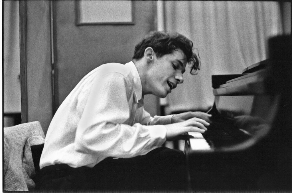 glenn-gould-1024x676-1