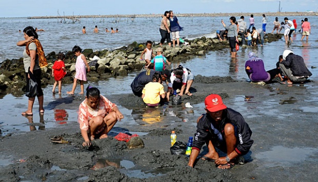 marunda-beach-e28093-indonesia