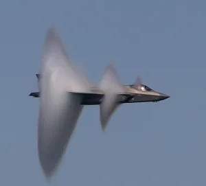 Vụ nổ siêu thanh là gì? Sonic boom là gì?