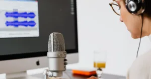 Tạo Podcast Tại Nhà: Hướng Dẫn Chi Tiết Từ A-Z Cho Người Mới Bắt Đầu