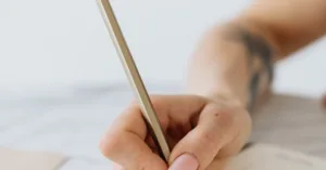 Viết Nhật Ký Hàng Ngày: Chìa Khóa Mở Khóa Tiềm Năng Bất Ngờ Của Bạn