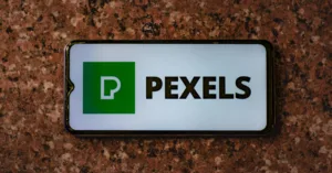 Mạng xã hội và tác động đến thanh thiếu niên