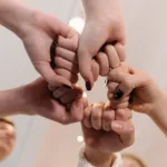 Mối quan hệ tích cực: Nền tảng hạnh phúc