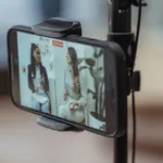 Vlog cho người hướng nội: Chia sẻ theo nhịp của mình