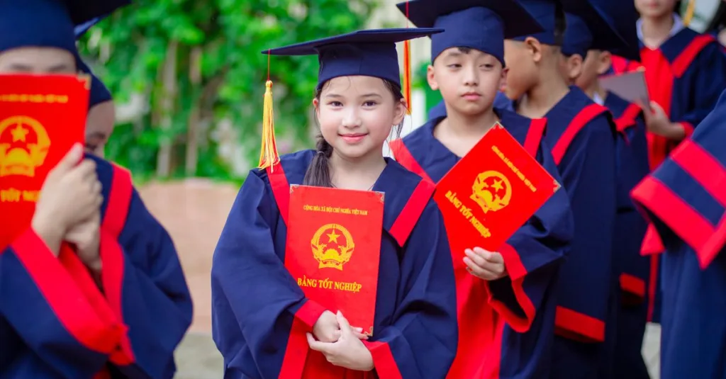 Blog song ngữ: Viết cho hai tệp độc giả khác nhau
