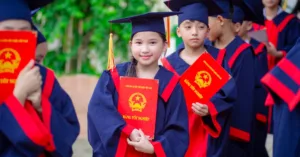 Blog song ngữ: Viết cho hai tệp độc giả khác nhau