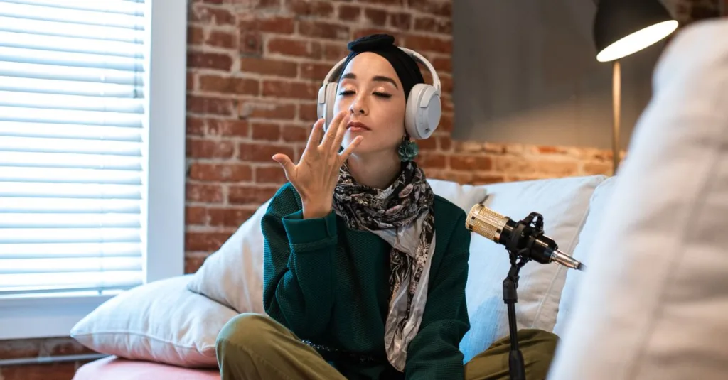 Podcast: Cách thư giãn ít bị “độc” hơn mạng xã hội